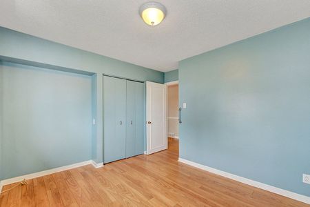 For Lease - 1134 Maisonneuve Street, Orleans - Convent Glen and Area, Ontario - Photo 2