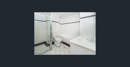 NEWINGTON TOWERS - Photo 5