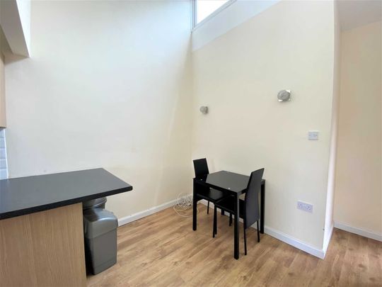 Ulcombe Gardens, Canterbury - Photo 1