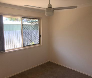 UPPER CABOOLTURE - FAMILY & CONVENIENT - Photo 5