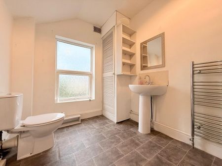 2 bedroom property to rent - Photo 5