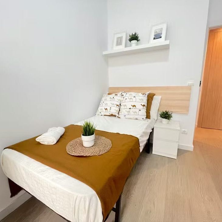 Avinguda del Regne de València, Valencia, Valencian Community 46005 - Photo 1