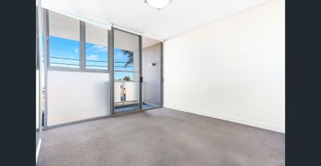 Great Location! - Photo 2