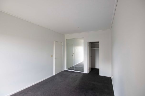 4/3 Mill Park Drive, Mill Park, VIC 3082 - Photo 1