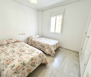 Apartamento de alquiler en Ps Maritimo Rey de España 116 Ed. al Mar... - Photo 1