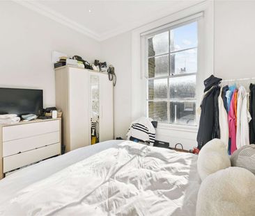 Recently refurbished 2 bedroom apartment in the heart of Pimlico. A... - Photo 5