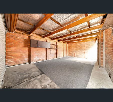 2 Wordsworth Court, Bundoora, Vic 3083 - Photo 5