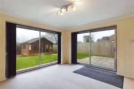 Askew Drive, Spencers Wood, Reading, Berkshire, RG7 - Photo 3