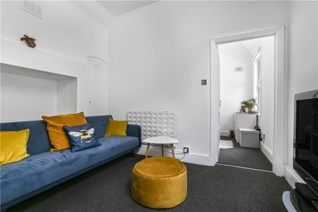 St. John’s Avenue, Putney, SW15 6AL - Photo 2