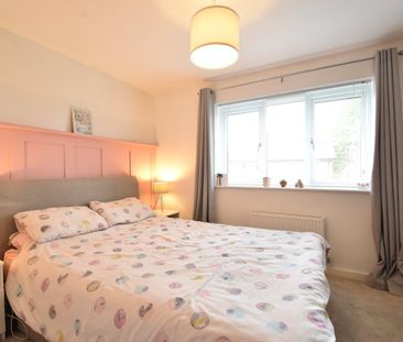 Partridge Mews, Chertsey, KT16 - Photo 4