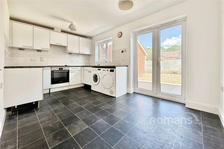 4 bedroom house to rent - Photo 5