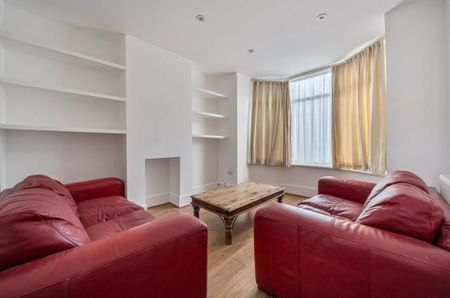 3 bedroom terraced house to rent - Photo 3