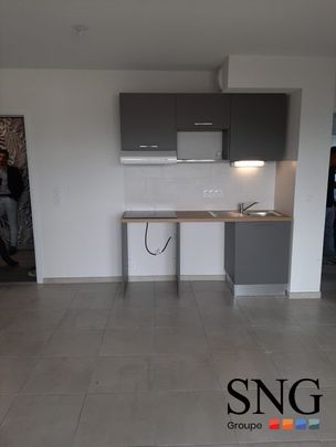 T2 AVEC BALCON + PARKING - Photo 1