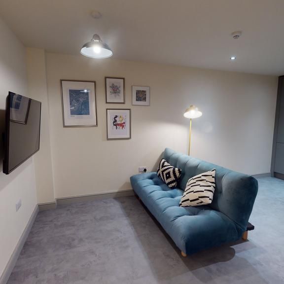 1 bedroom in a house share to rent - Photo 1