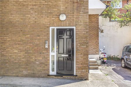 146 Dalston Lane, Hackney - Photo 2