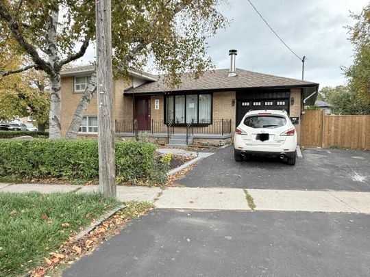 For Lease - 75 Fordover Drive, Toronto, Ontario - Photo 1