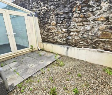 2 bedroom semi-detached house to rent - Photo 6