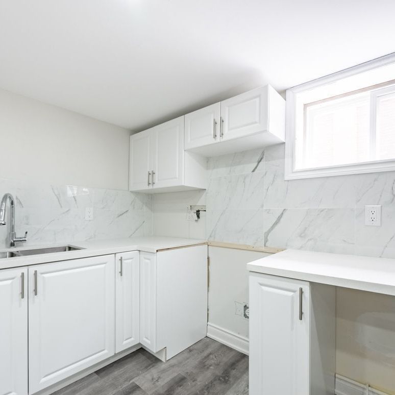 For Lease - 313 Ashbury Road Unit# Lower, Oakville, Ontario - Photo 1