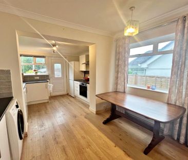 2 bedroom bungalow to rent - Photo 2