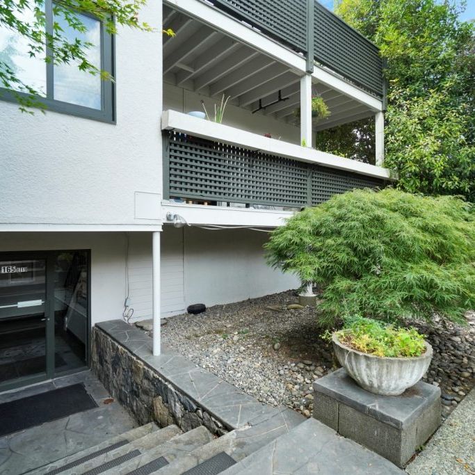 165 19th Street - Photo 1