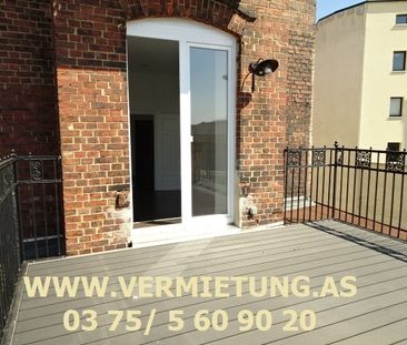 Gemütlichkeitsfaktor Kamin & im Sommer riesige Terrasse & Einbauküche vorhanden - Photo 1