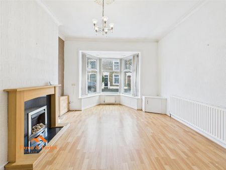 3 bedroom terraced house to rent - Photo 4