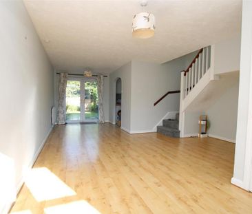 3 bedroom terraced house to rent - Photo 2