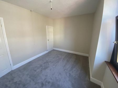 2 bedroom property to rent - Photo 5