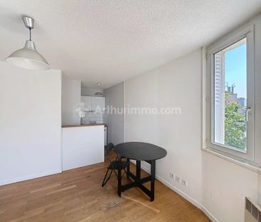 Location Appartement 1 pièces 25 m2 à Clermont-Ferrand - Photo 3