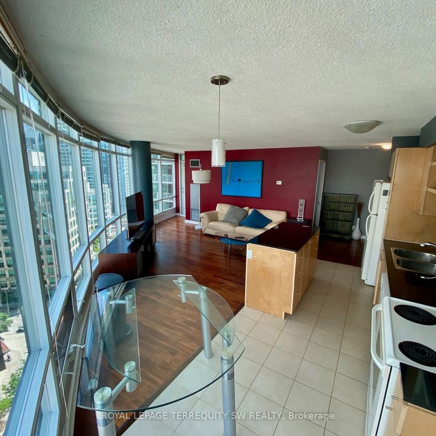For Lease - 373 Front Street Unit# 2010, Toronto, Ontario - Photo 1