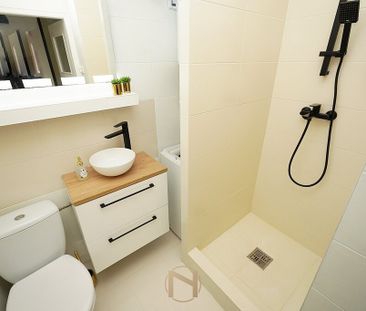 3 pokojowe mieszkanie- os. dolinki - Photo 2