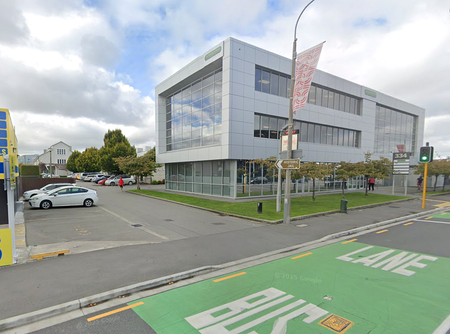 A home with new renovations - Photo 2