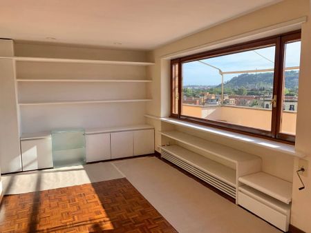 Roma, Lazio - Photo 4