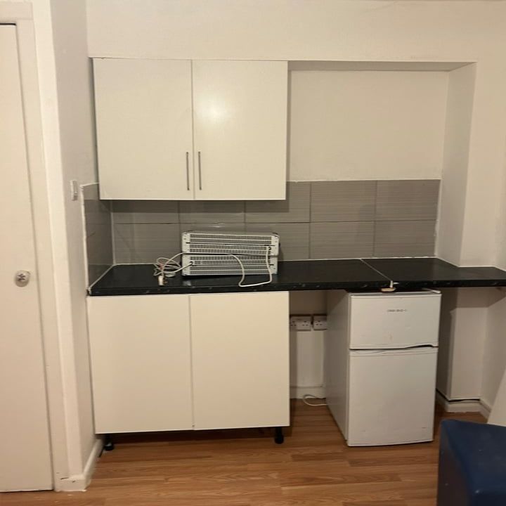 Studio Flat, Dobbin Close, HA3 - Photo 1