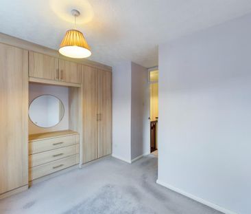 2 bedroom end of terrace house to rent - Photo 6