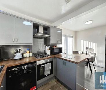 Wellhouse Lane, Mirfield, WF14 - Photo 3