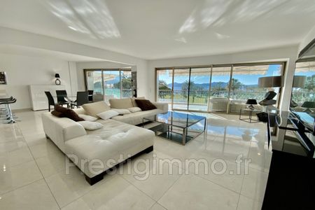 Location Meublée Cannes Croisette Appartement 3P grand standin - Photo 2