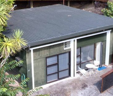 CREATIVE SPACE BY THE BEACH (water included) - Photo 1