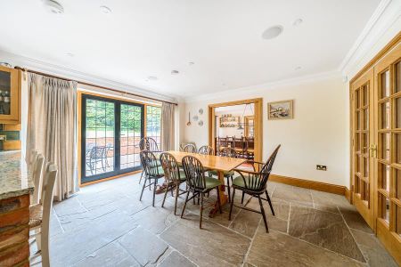 5 bedroom country house to rent - Photo 3