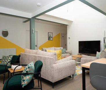 1 bedroom in a house share to rent - Photo 4