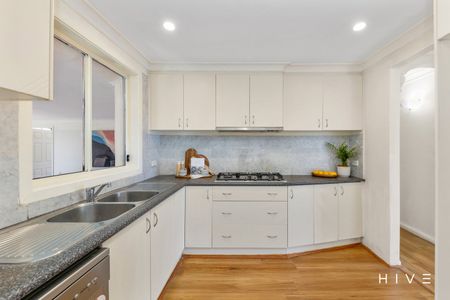 62 Throssell Street, Curtin ACT 2605 - House For Rent | Domain - Photo 3