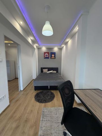 Hajdú-Bihar megye, Debrecen - Photo 4