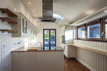 3 bedroom semi-detached house to rent - Photo 3