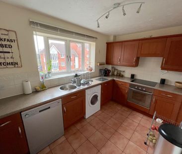 Grindle Road, Longford, Coventry - Available Immediately - Photo 4