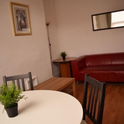 4 bedroom house to rent - Photo 1