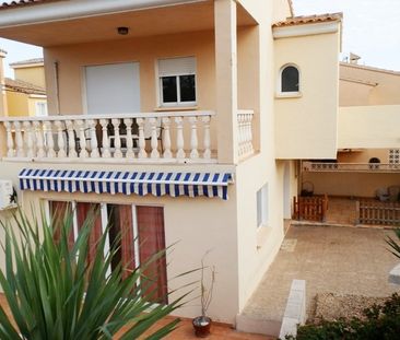 3 Bedrooms Villa in Alfaz del Pi Alicante (Costa Blanca) - Photo 3