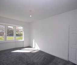 3 bedroom flat to rent - Photo 5