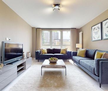 3 bedroom flat to rent - Photo 3