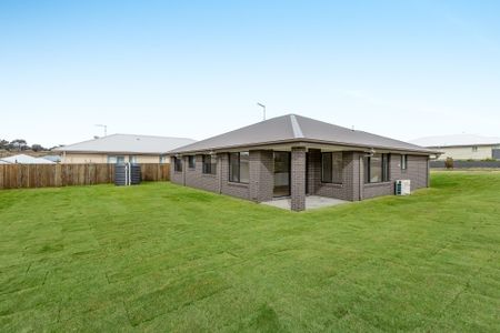 2 Springfield Street - Photo 2