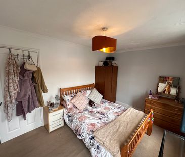 4 bedroom house, 1 en-suite - Photo 3